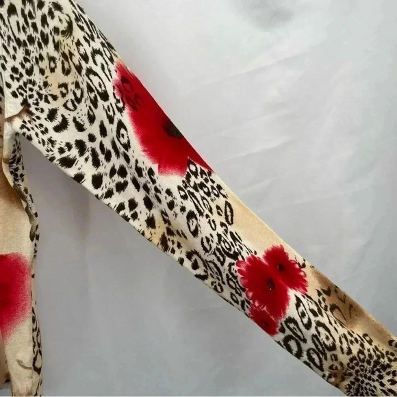 Avvenire Women's Animal Print Sweater Small White Red Black Floral Long Sleeve - Picture 6 of 11